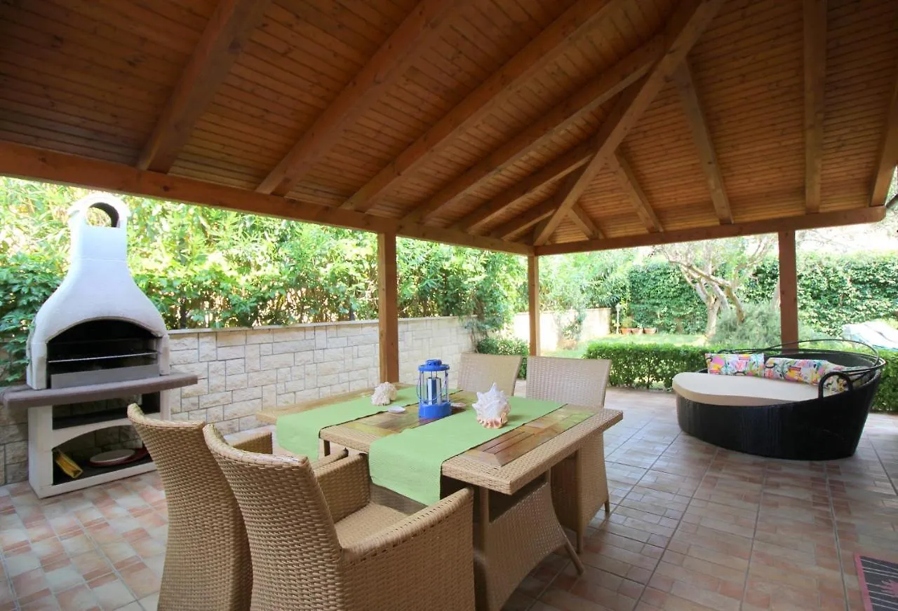 Holiday House Green Marea Tar-Vabriga 0*,  Croatia
