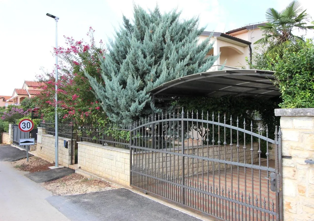 Holiday home Holiday House Green Marea Tar-Vabriga